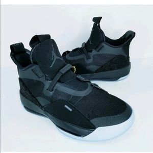 Nike Air Jordan 33 XXXIII Blackout Men's Size 10.5